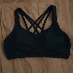 Lululemon Free to Be Serene Bra